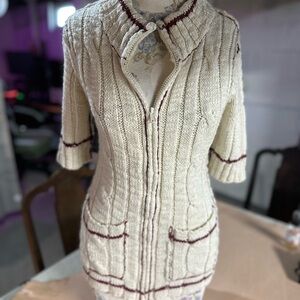 BKE Cream Sweater with Maroon Accents